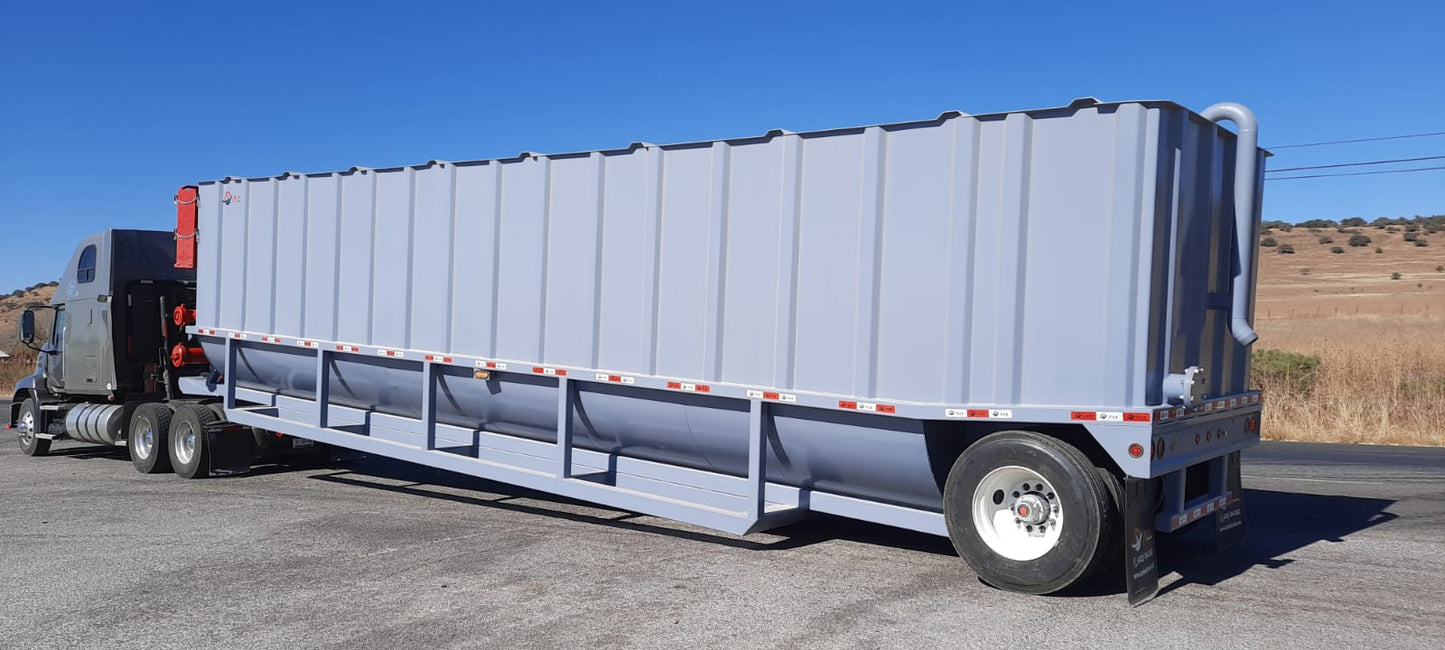 500 BBL Frac Tank Trailer, Side-back View